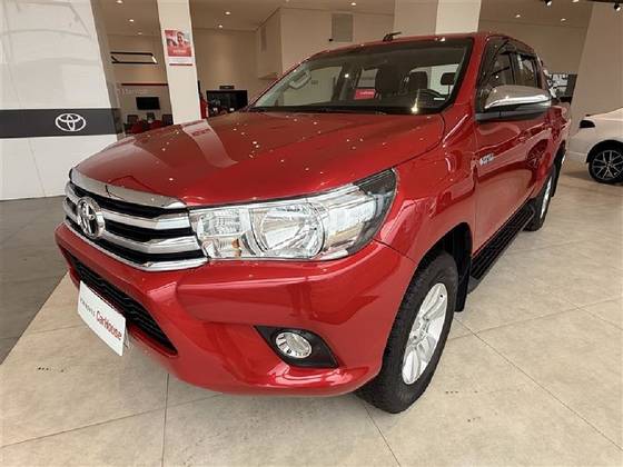 TOYOTA HILUX 2.8 SRV 4X4 CD 16V DIESEL 4P AUTOMÁTICO TOYOTA HILUX 2.8 SRV 4X4 CD 16V DIESEL 4P AUTOMÁTICO